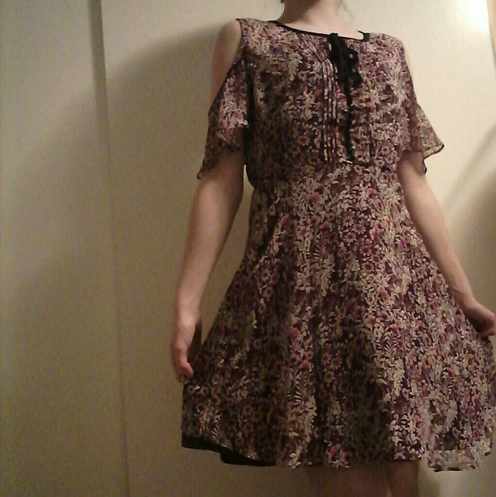 ♡ Floral Off The Shoulder Mini/Midi Dress♡